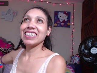 abby-camstar nude on Live Cam Girls Room