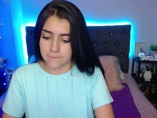 abbyy-lee nude on Live Cam Girls Room