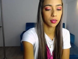 ailenbronw nude on Live Cam Girls Room