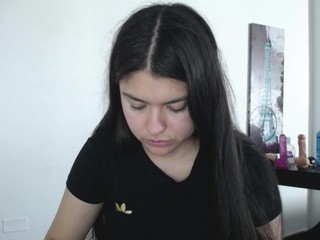 ALEJANDRA nude on Live Cam Girls Room