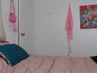 AllesandraSnow nude on Live Cam Girls Room