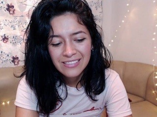 AngieGil nude on Live Cam Girls Room