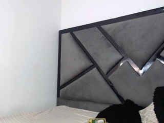Burbuja nude on Live Cam Girls Room
