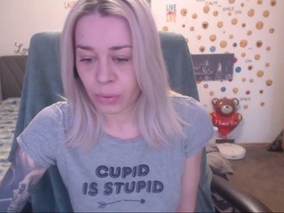 Directgirl (Ana) nude on Live Cam Girls Room