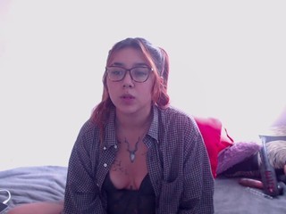 ElizabethMilet nude on Live Cam Girls Room