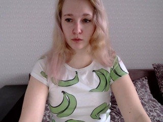 faithgloss nude on Live Cam Girls Room