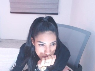 harpersof nude on Live Cam Girls Room
