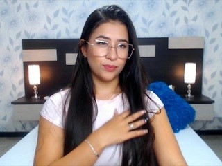 jennifer-stonne nude on Live Cam Girls Room