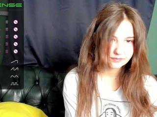 jia-lisssaa nude on Live Cam Girls Room