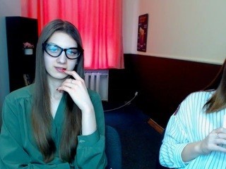 liradaff nude on Live Cam Girls Room
