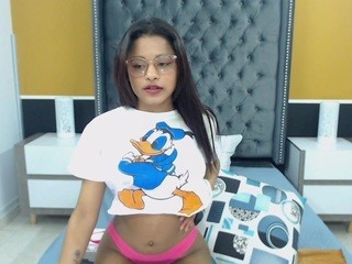 lorenkinmd nude on Live Cam Girls Room