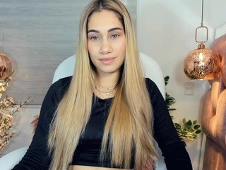 luciana0 nude on Live Cam Girls Room