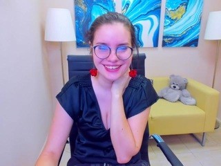 lucydream nude on Live Cam Girls Room