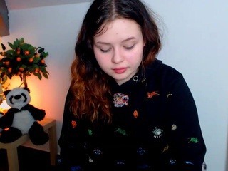 mooolly nude on Live Cam Girls Room