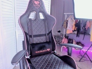 msMia nude on Live Cam Girls Room