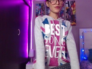 nicollxsweet nude on Live Cam Girls Room