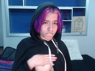 niikkiii nude on Live Cam Girls Room