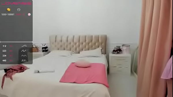 Or1ka#10 on Chaturbate