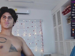 stephany-yuan nude on Live Cam Girls Room