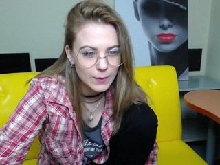 viollaherrera nude on Live Cam Girls Room