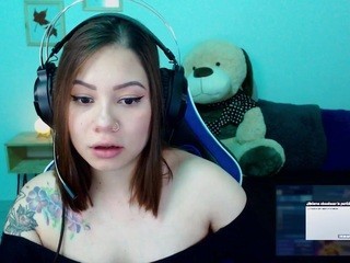 AlisonMorgan nude on Live Cam Girls Room