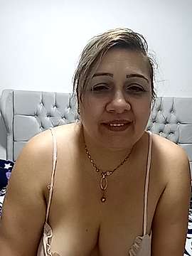 Angelina_50 naked stripping on cam for live sex video chat