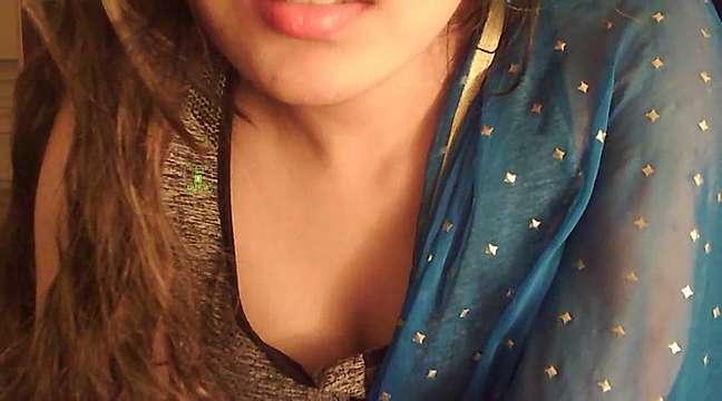 BadGirlLHR naked stripping on cam for live sex video chat
