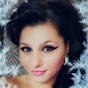 badkittyhot naked before webcam in live video chat