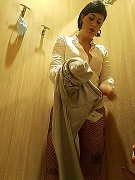 Bea88 naked stripping on cam for live sex video chat