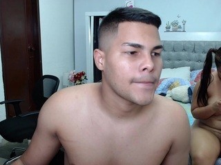 beckyandmark nude on Live Cam Girls Room