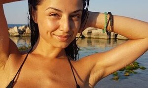 cheetah_ naked before webcam in live video chat