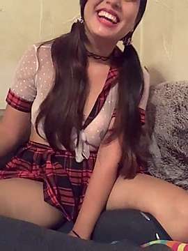 cutseykins69 naked stripping on cam for live sex video chat