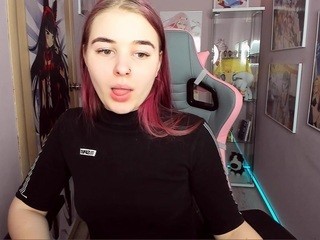 Ｂ, ｅｌｌａ ? nude on Live Cam Girls Room