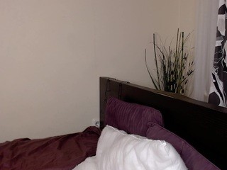 elen-sweet1 nude on Live Cam Girls Room