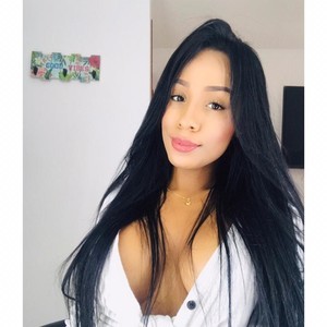 Emily_rocca naked before webcam in live video chat