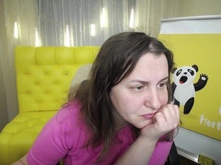 emilynative nude on Live Cam Girls Room