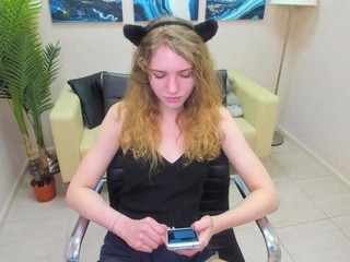 irislux nude on Live Cam Girls Room