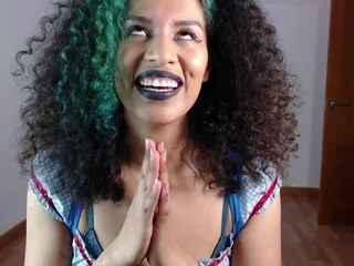 jellyjoylis nude on Live Cam Girls Room