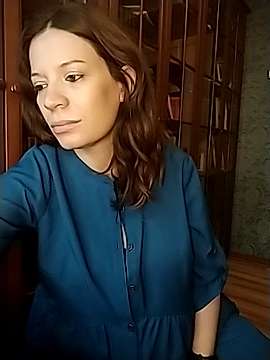 KayiGerda naked stripping on cam for live sex video chat