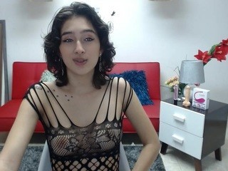 lara-ros nude on Live Cam Girls Room