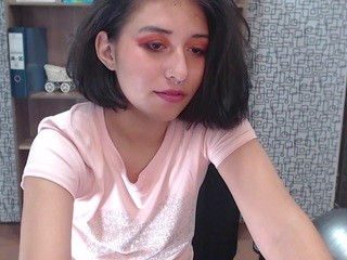 leidy-moon nude on Live Cam Girls Room