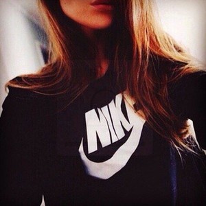Lina_Buzz naked before webcam in live video chat