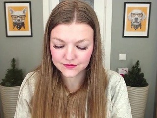 mollypuce nude on Live Cam Girls Room