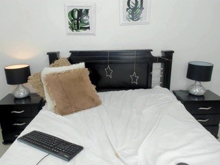 myangel-dreams nude on Live Cam Girls Room
