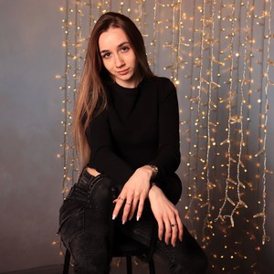 NikolAir naked before webcam in live video chat