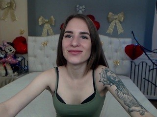 paradisemia nude on Live Cam Girls Room