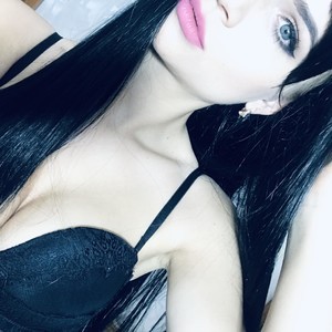 prettykittiy naked before webcam in live video chat