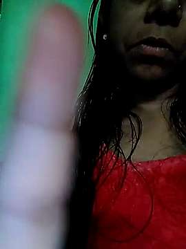 RimaQueen naked stripping on cam for live sex video chat
