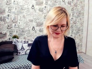 sabrinamacmarren nude on Live Cam Girls Room