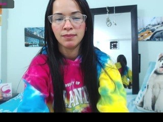 samantha-smithh nude on Live Cam Girls Room